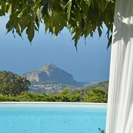 Vista Mare Con Piscina Privata A