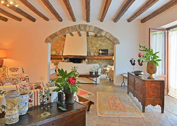 Villa vista mare con Piscina Privata a Cefalù Cefalù